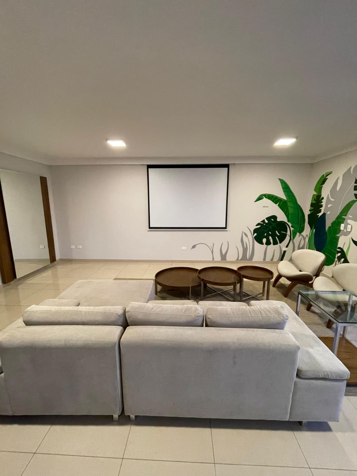 Departamento Amoblado De 3 Dormitorios En Suite Zona Casa Rica Molas López – 2