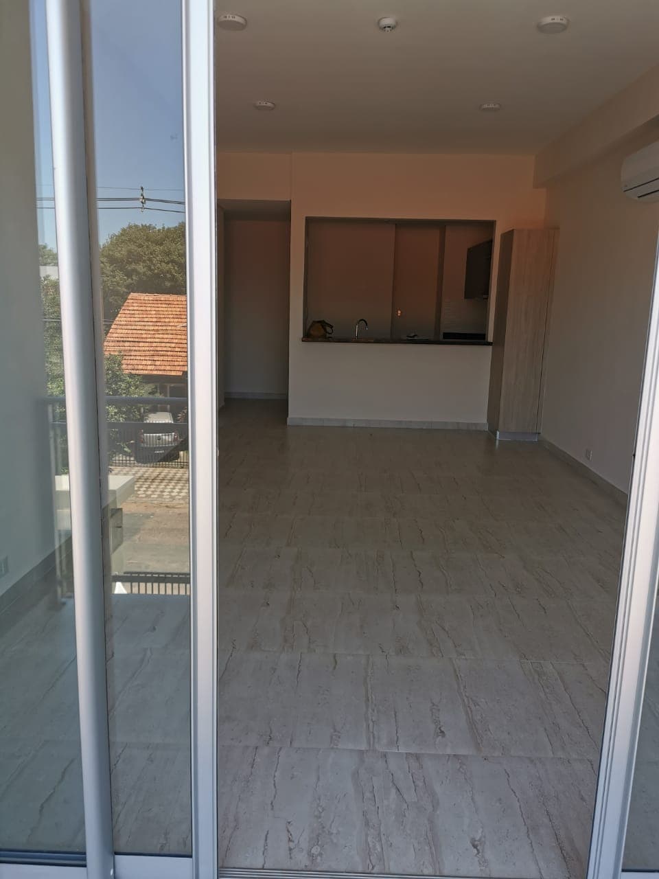Alquilo hermoso departamento en Herrera – 2