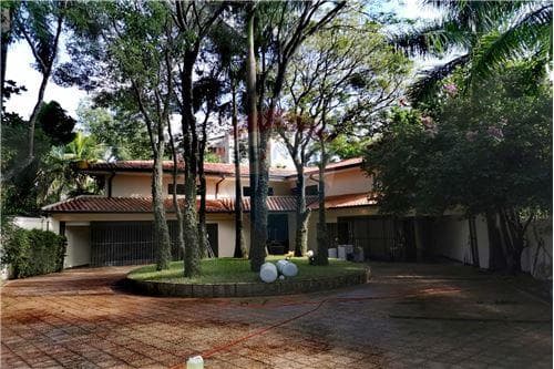 Casa-Venta-PY Asunción Recoleta