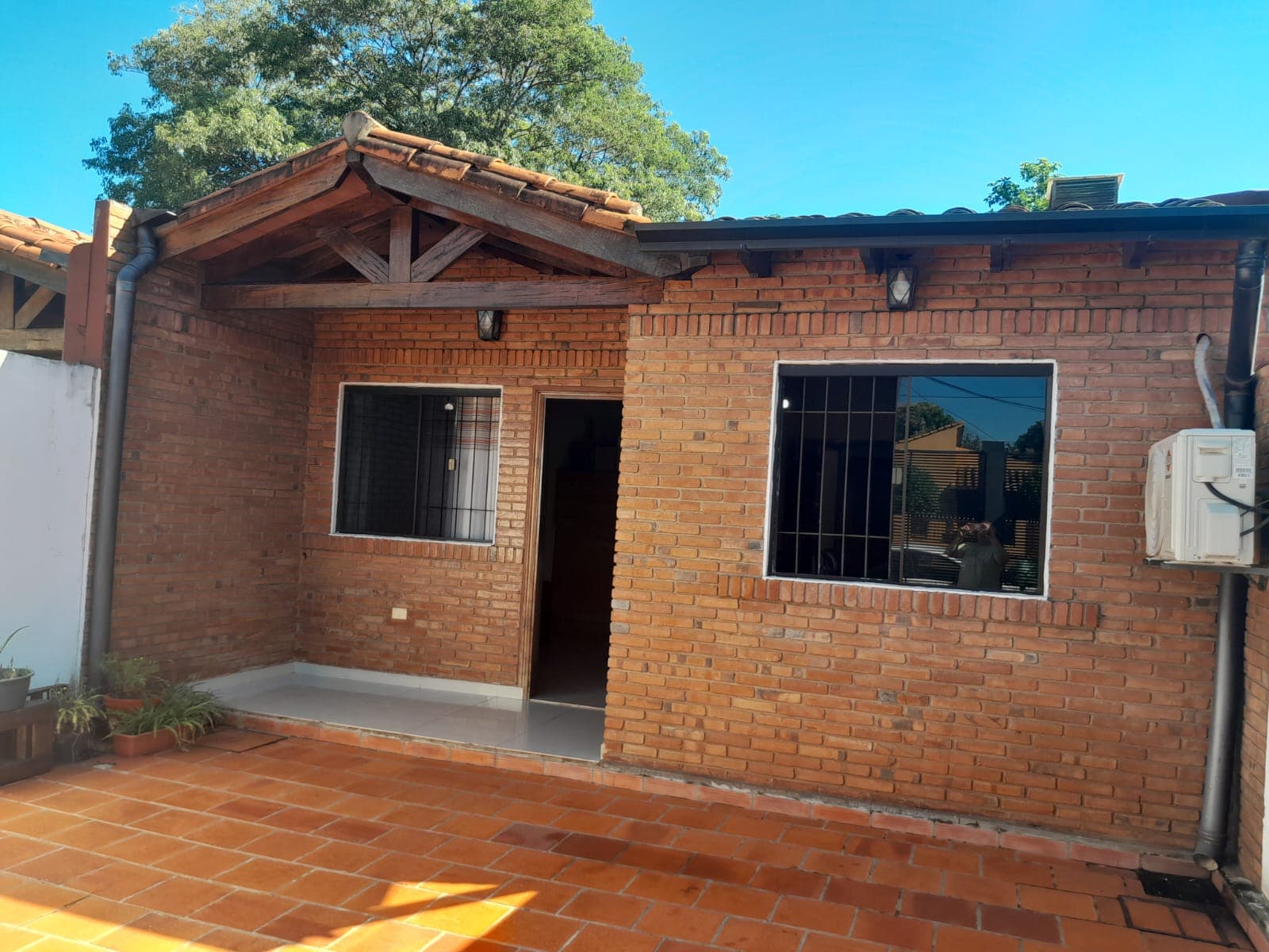¡excelente Oportunidad! – Fernando De La Mora Vendo Duplex Todo En Una Planta – 3