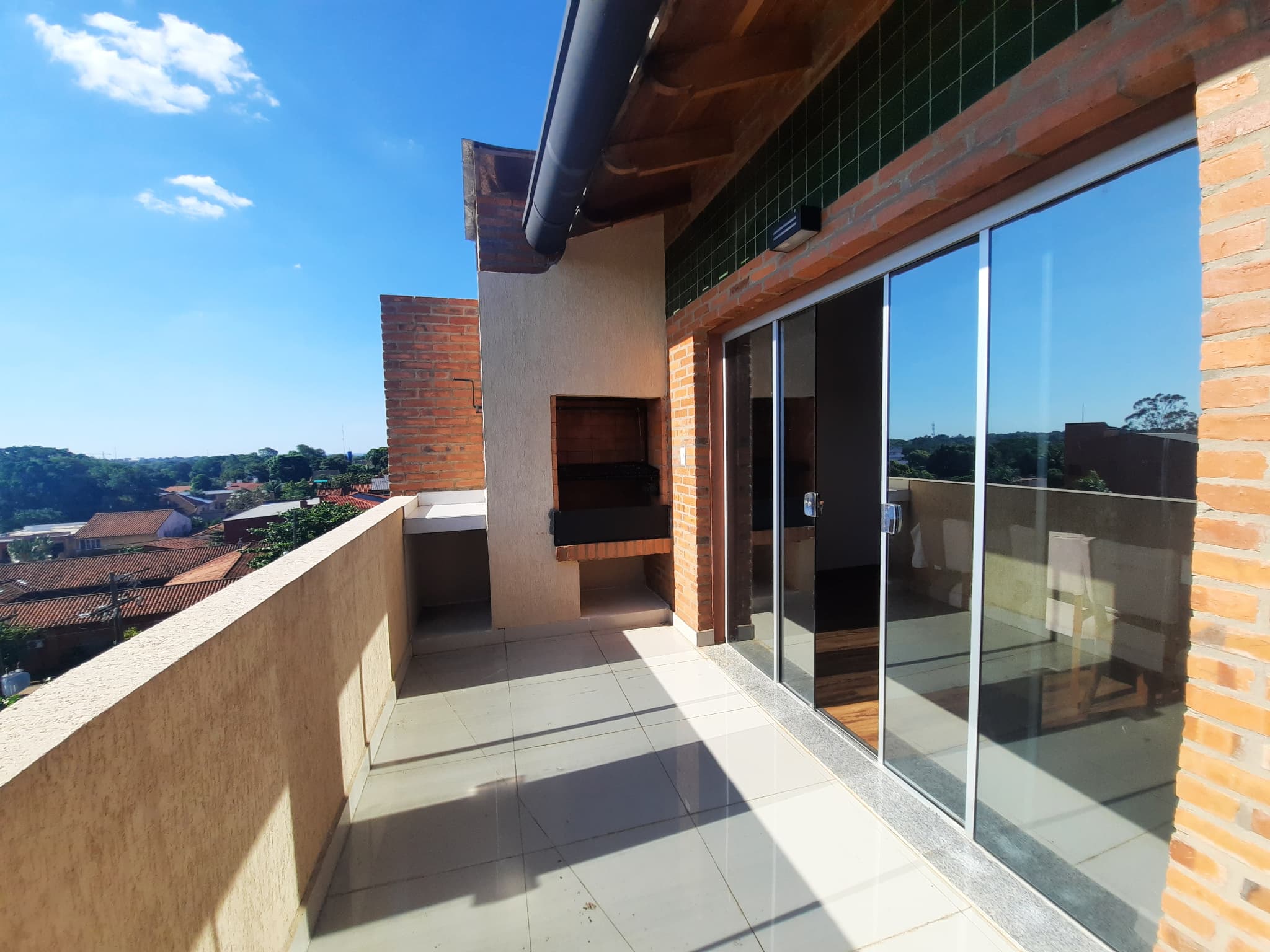 HERMOSO DEPARTAMENTO DE 2 DORMITORIOS A MINUTOS DE MCAL LOPEZ SHOPPING – 2