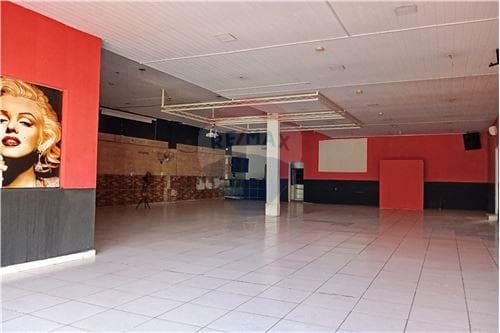 ALQUILO SALON COMERCIAL EN FERNANDO DE LA MORA – 2