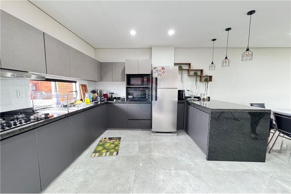 Vendo Edificio De 4 Plantas En Los Laureles - Asunción – 3