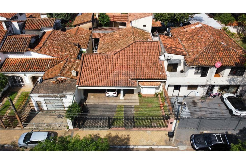 Venta de Residencia en Pinoza Asunción – 3