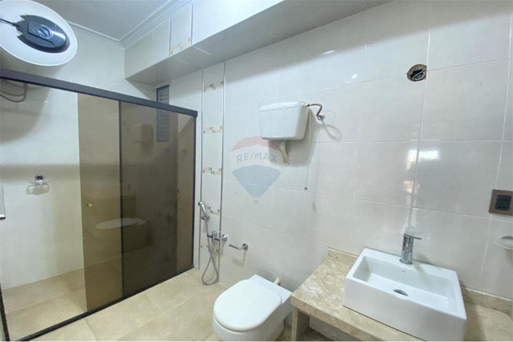VENDO EDIFICIO EN ASUNCION BARRIO OBRERO – 2