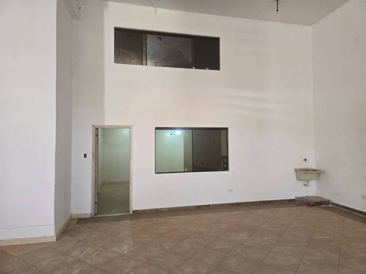 ALQUILO AMPLIO LOCAL COMERCIAL EN ASUNCION – 2