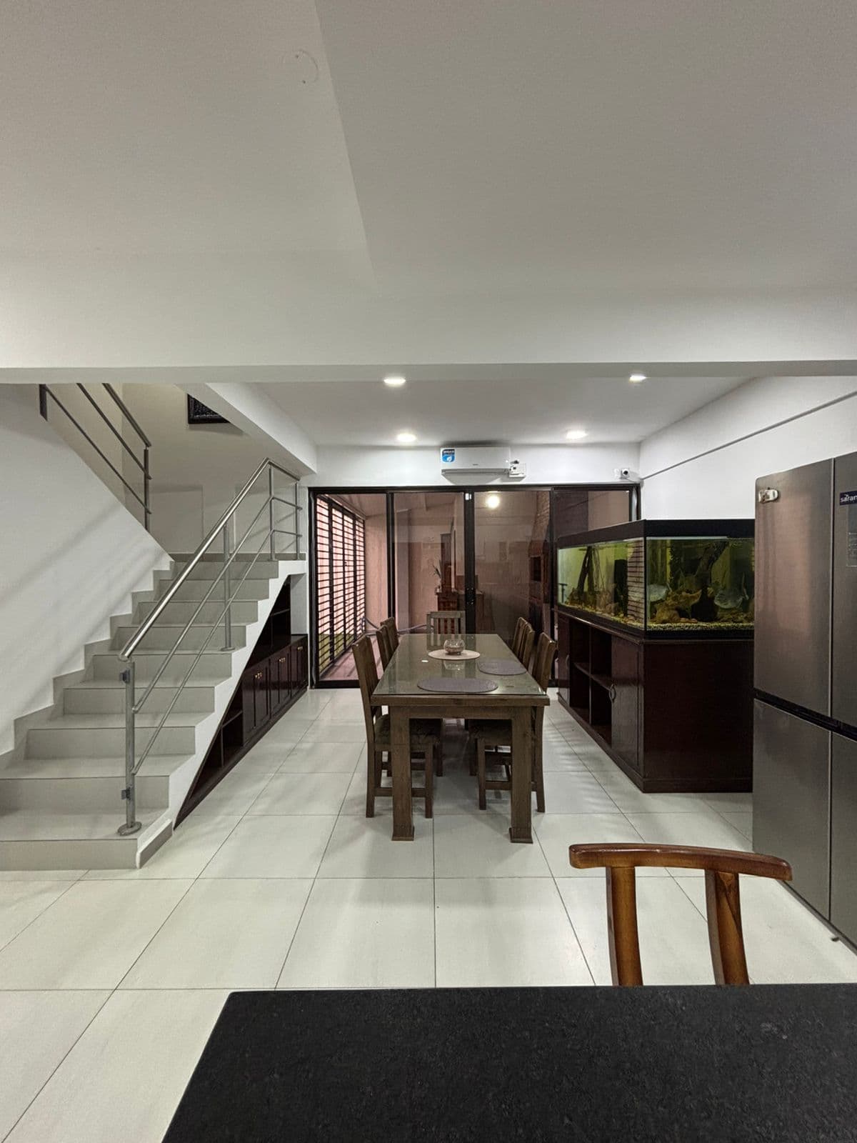EN VENTA. AMPLIO DUPLEX – 2
