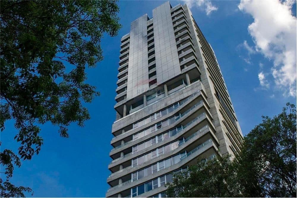Vendo lujoso departamento dentro del Eje Corporativo de Asunción ✨ – 2
