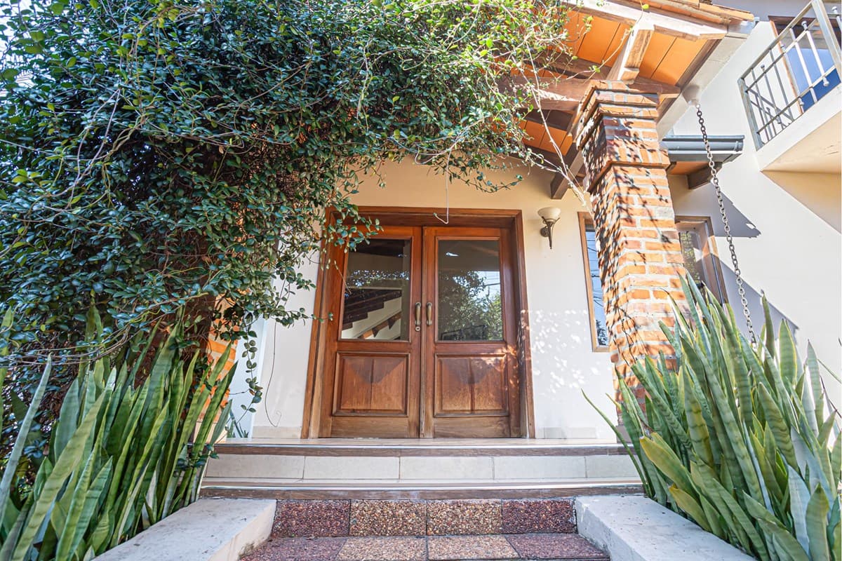 EN VENTA HERMOSA CASA EN LAMBARE BARRIO KENNEDY – 3
