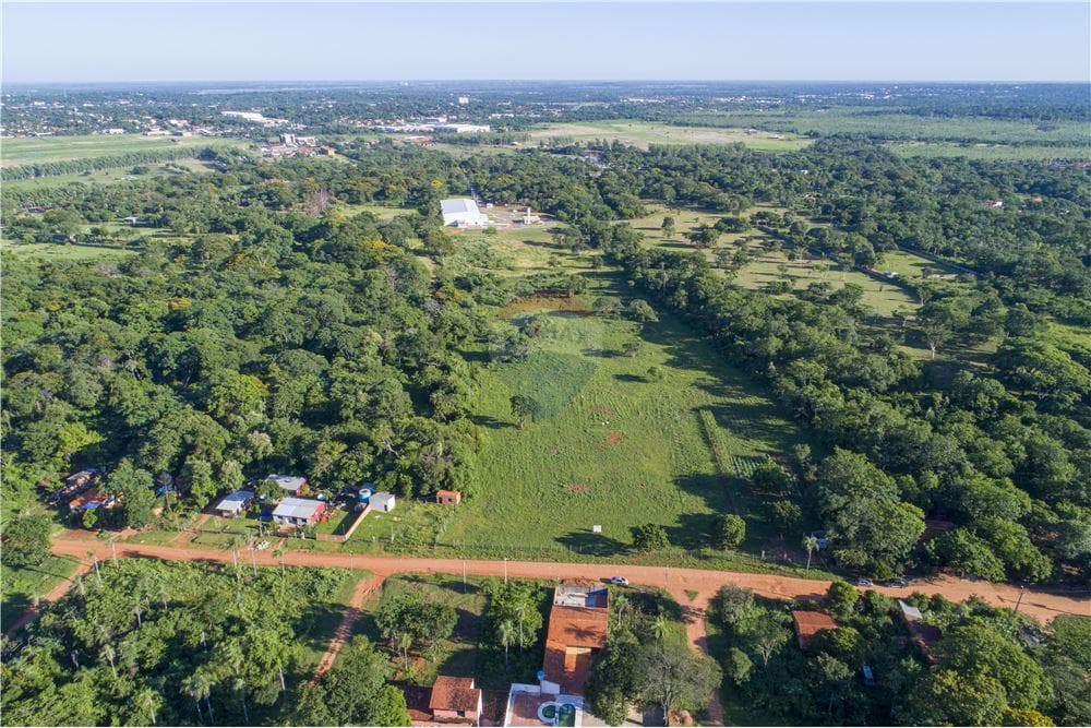 EN VENTA – TERRENO DE 3 HECTÁREAS EN LUQUE – 3
