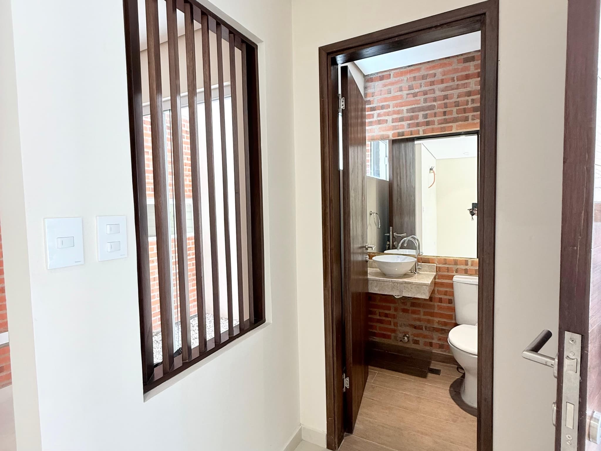 Duplex En Mburucuya Zona Cpj – 3