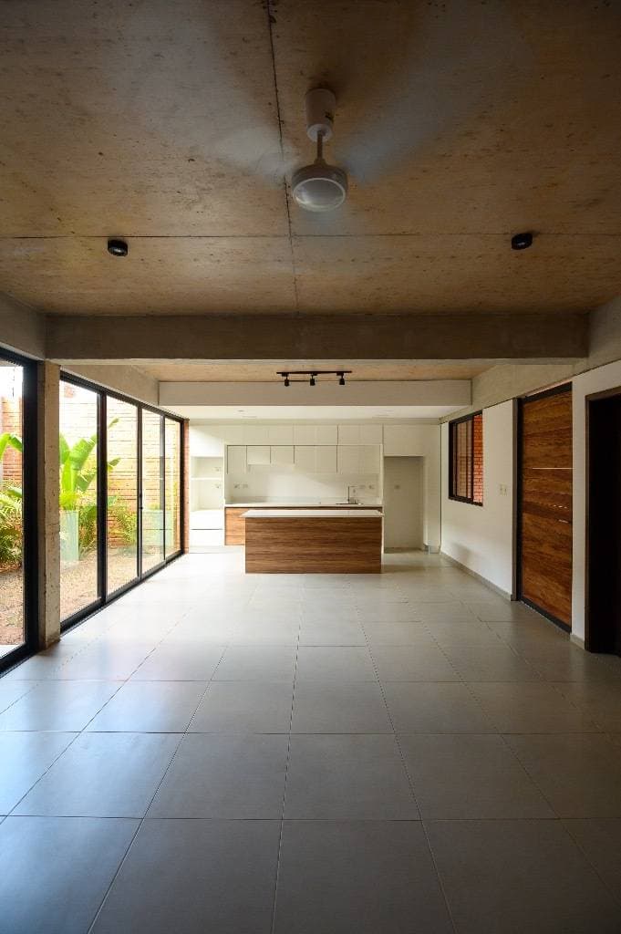 VENDO DUPLEX EN LUQUE 36980 – 3