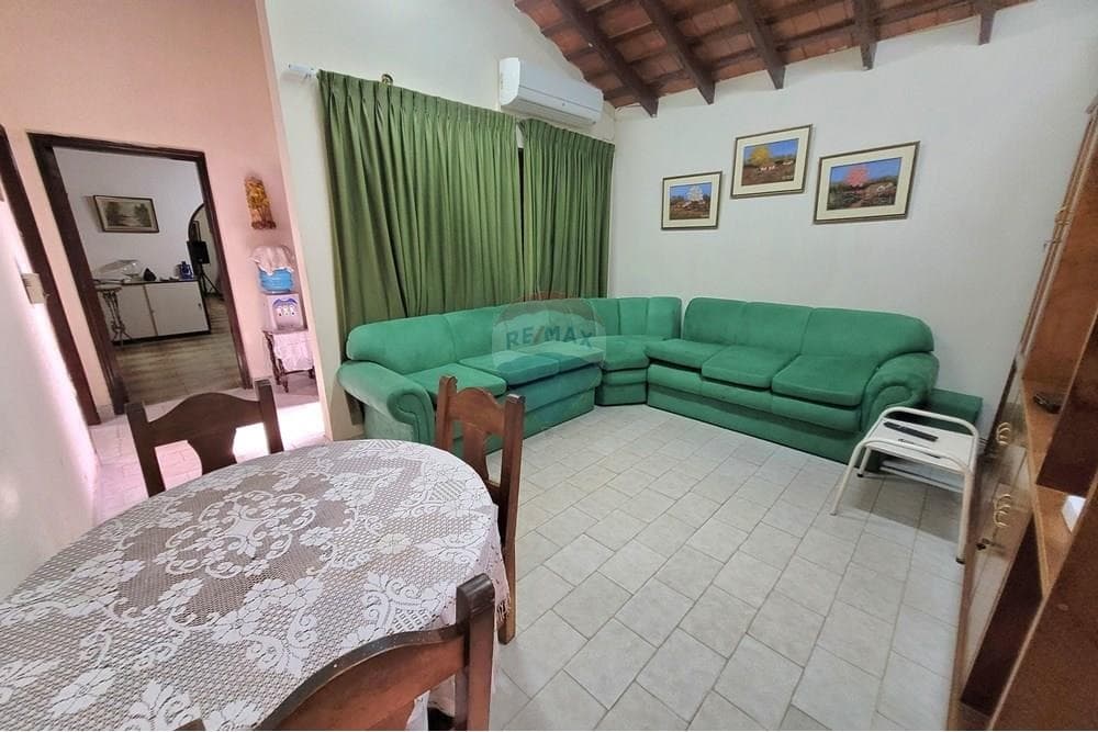ALQUILO AMPLIA RESIDENCIA EN SAN VICENTE – 3