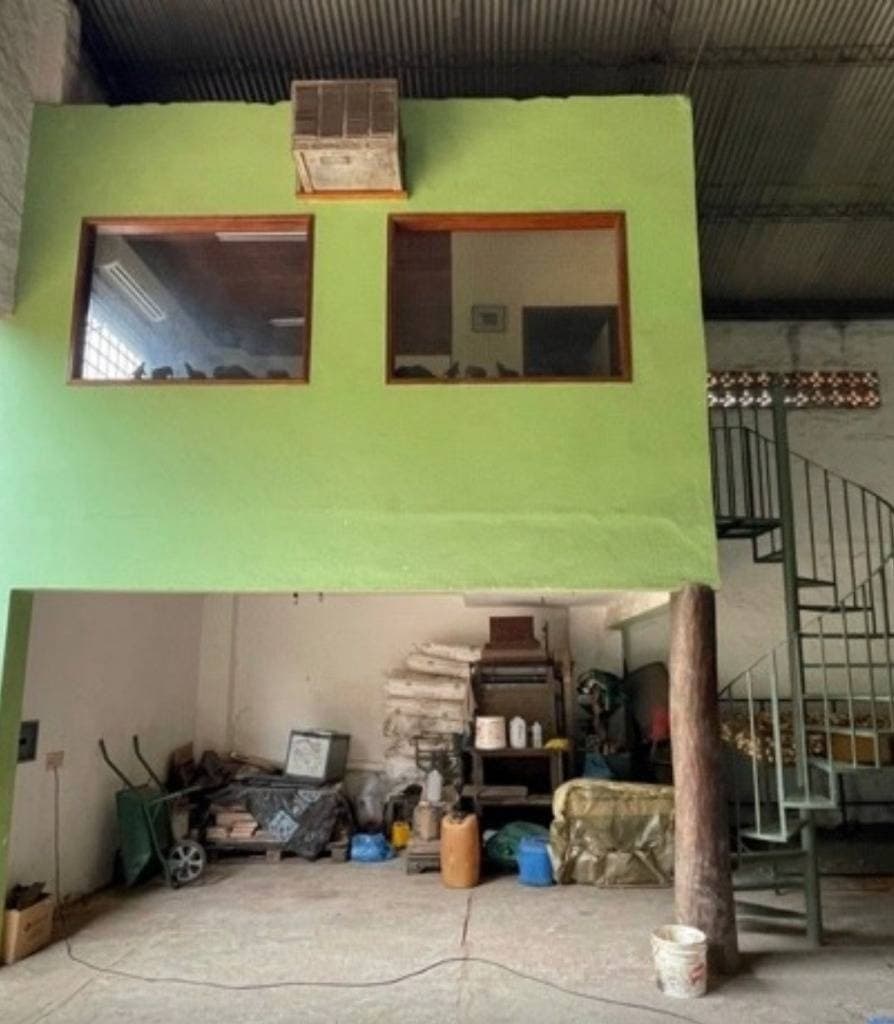 Vendo 2 terrenos en esquina -Limpio – 3