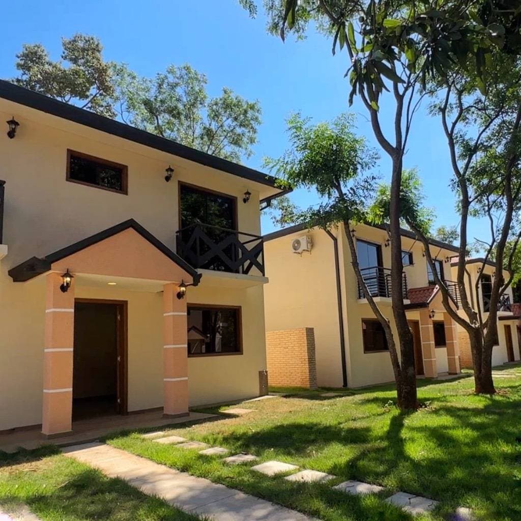 Alquilo Casa A Estrenar En Condominio Villaggio Fernando De La Mora Zona Norte – 2