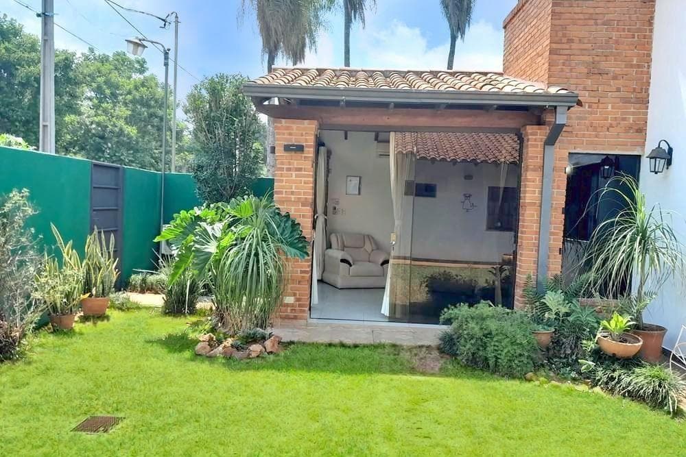 Chalet amoblado en alquiler