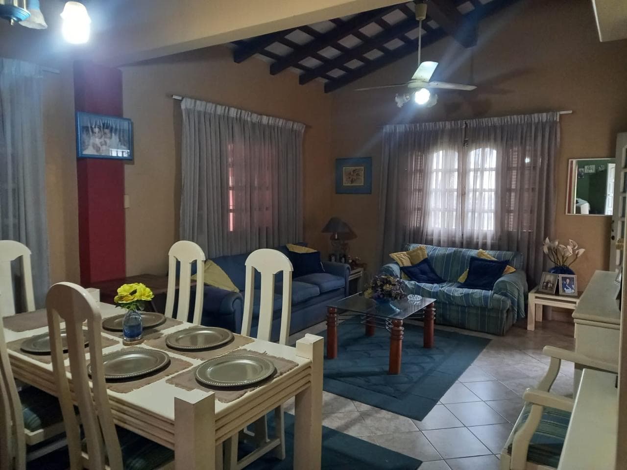 Vendo casa con patio soñado en Barrio San Vicente – 3