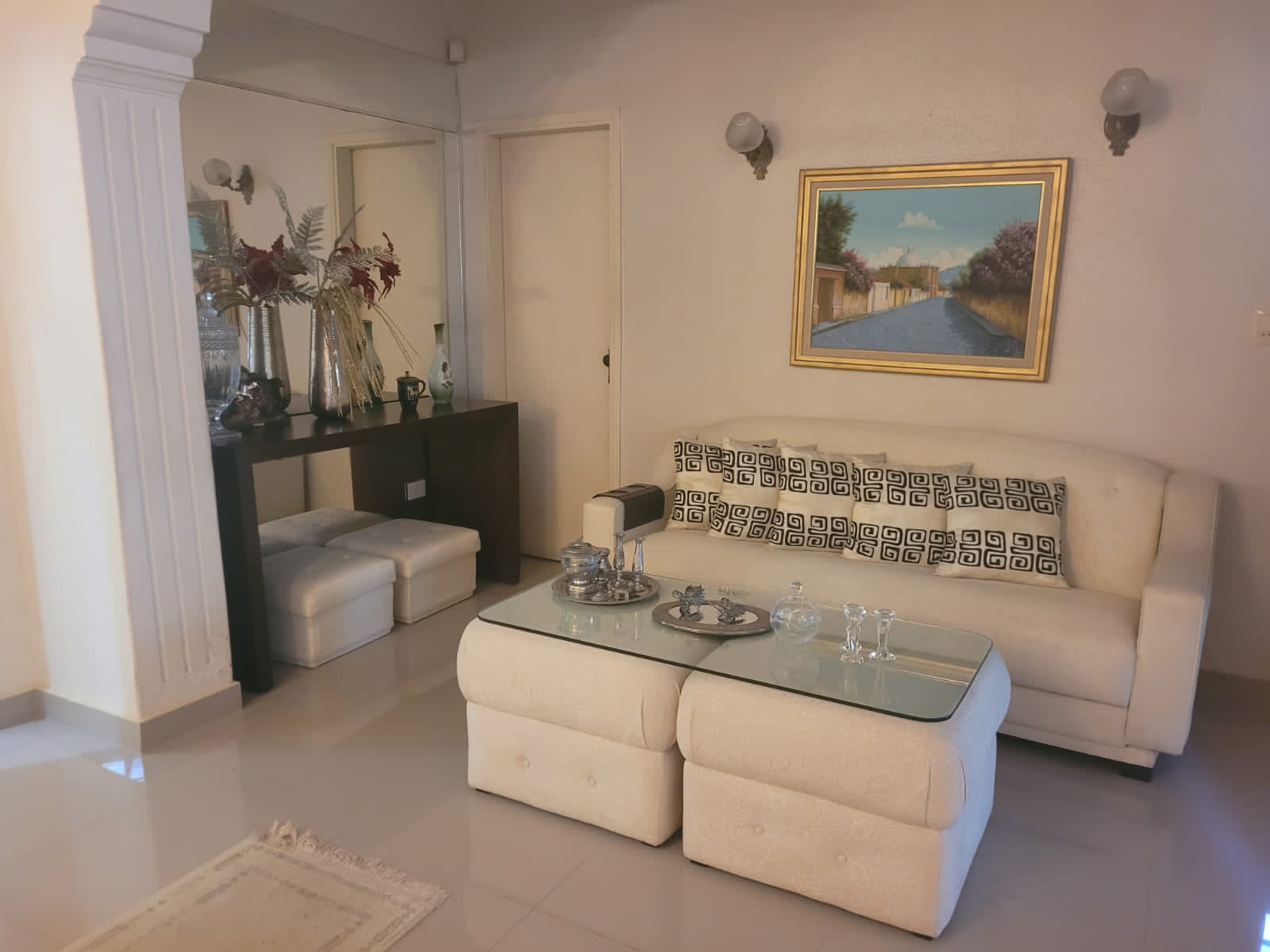 EN VENTA AMPLIA CASA EN TRINIDAD, A UNA CUADRA DE SACRAMENTO – 3