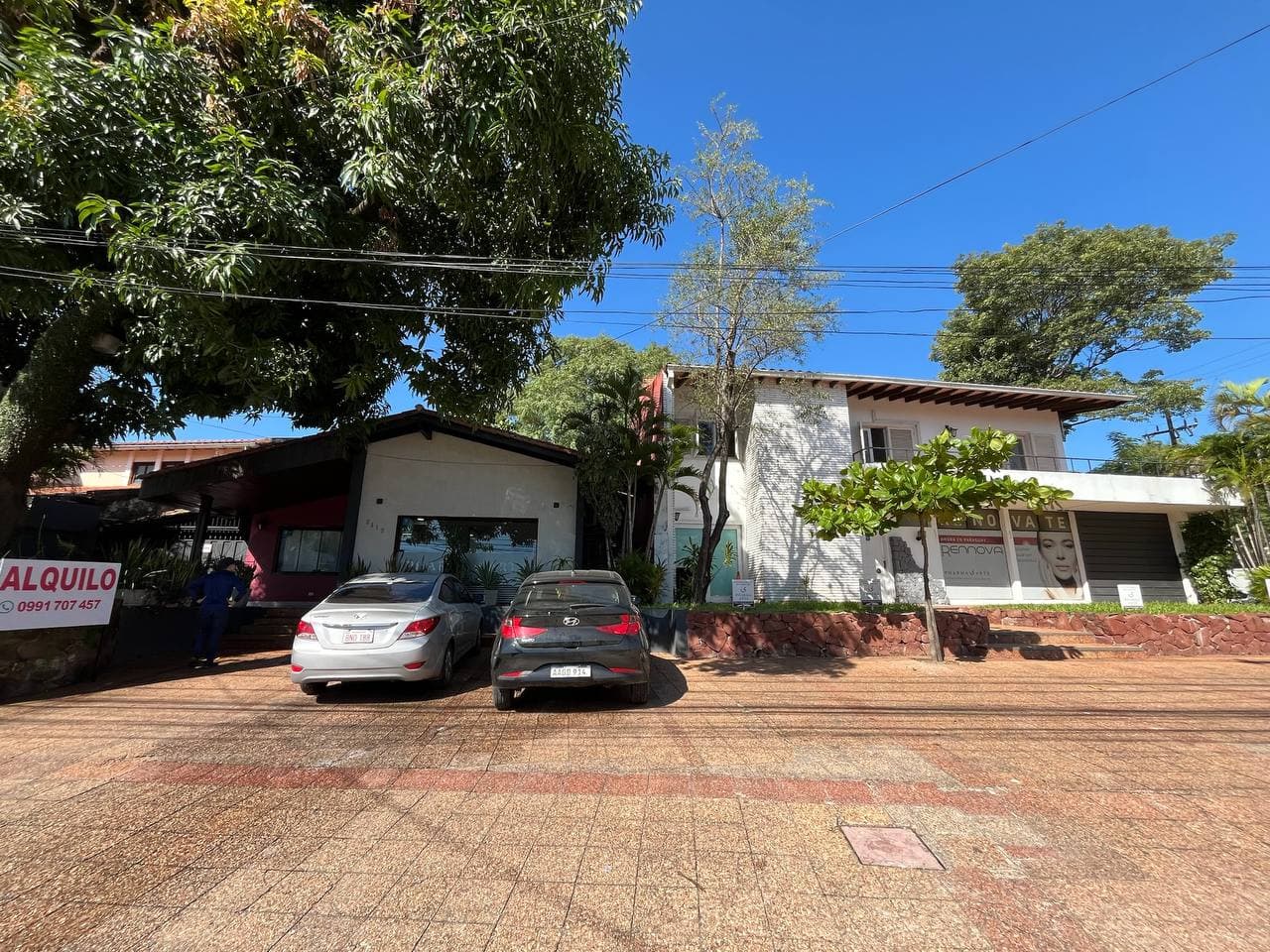 ALQUILO SALON COMERCIAL EN PLANTA BAJA – 2