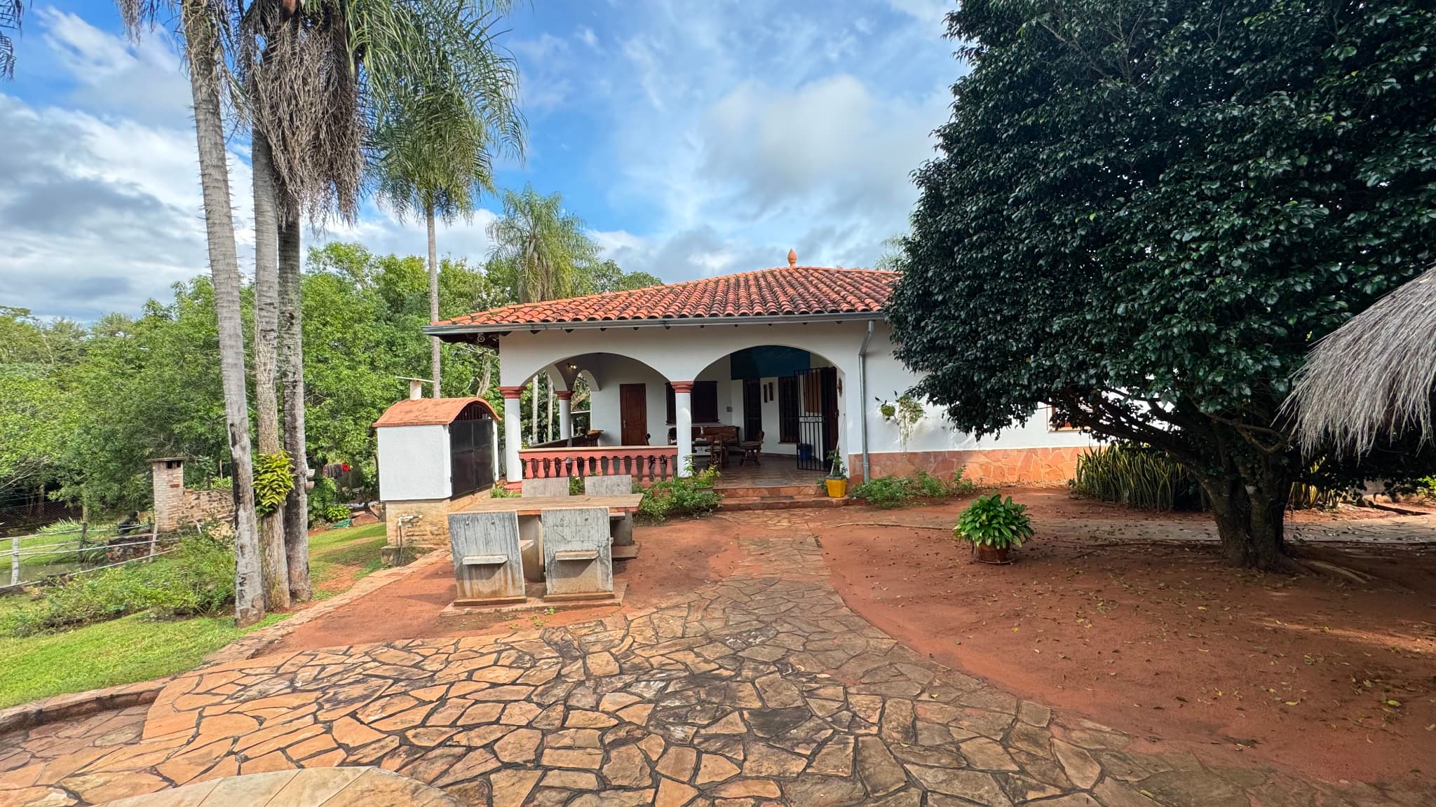 HERMOSA QUINTA EN VENTA - Casa Quinta Amoblada en Caacupé – 3