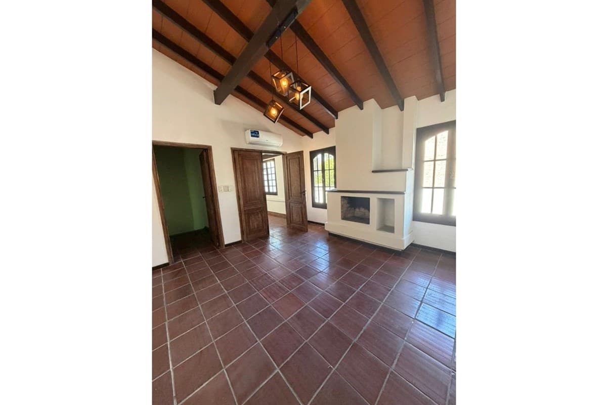 ALQUILO CASA EN ASUNCION