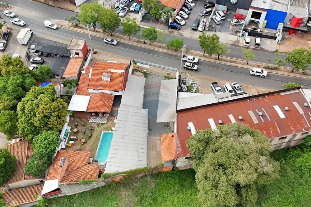 ALQUILO TERRENO SOBRE MCAL LOPEZ