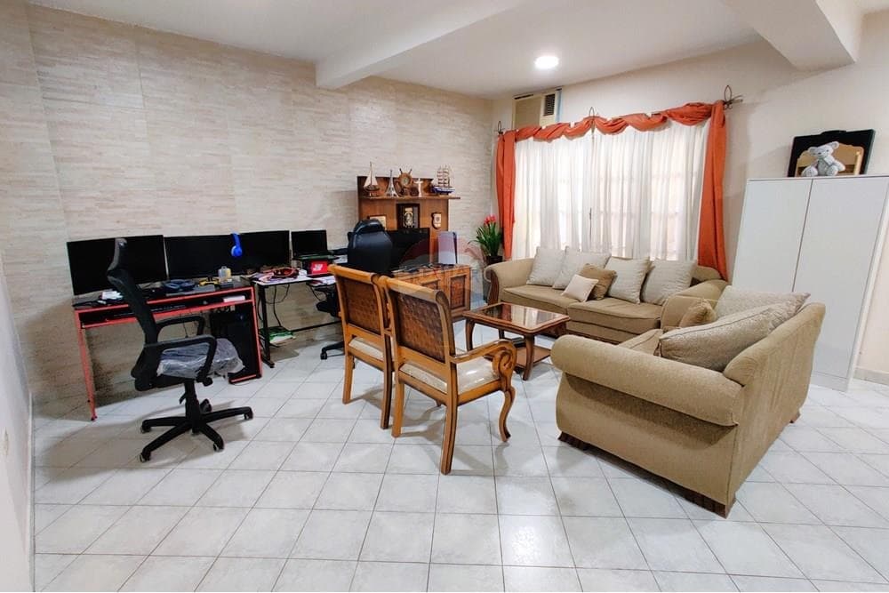 VENDO CASA BARRIO JARA EN ESQUINA – 3