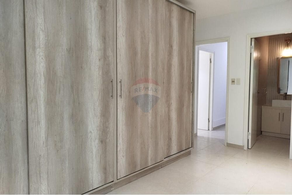 VENDO HERMOSA RESIDENCIA EN LAMBARE ZONA YACHT – 2