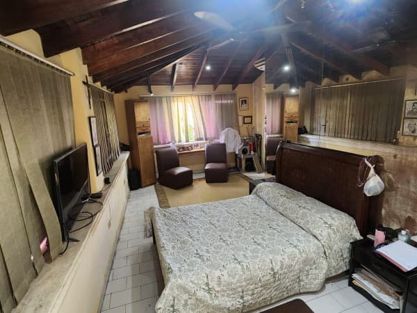 AMPLIA CASA EN CARMELITAS ASUNCIÓN – 2