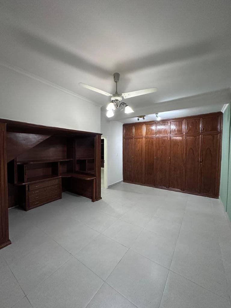 ALQUILO AMPLIA CASA EN LOS LAURELES - ASUNCION – 3