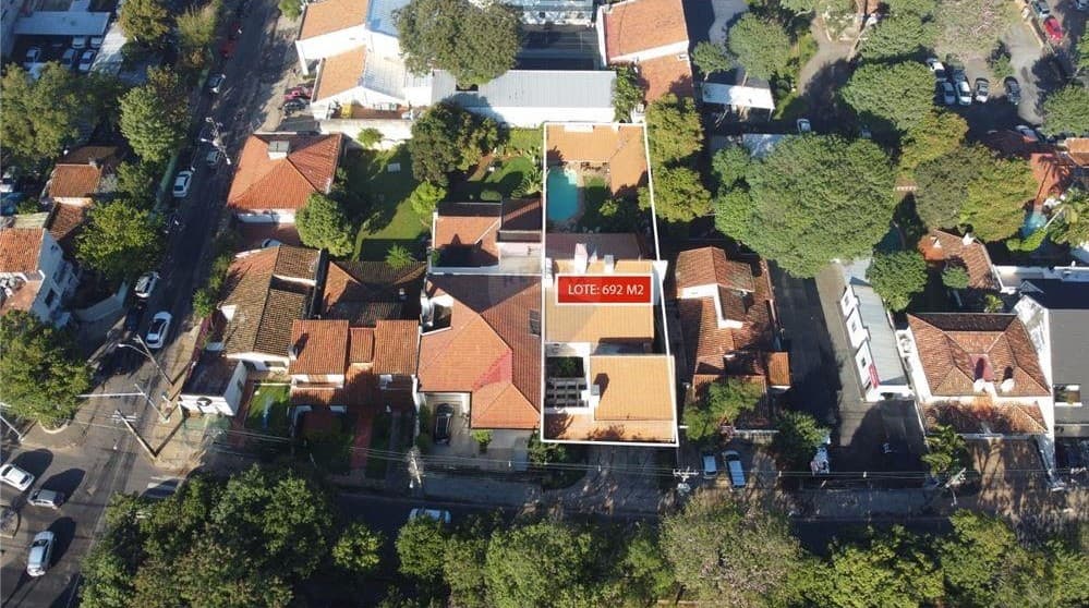 En venta Casa Sobre Guiddo Boggiani - Asunción – 2