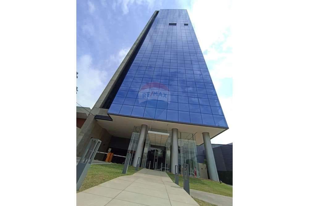 VENDO CAFETERIA EN EDIFICIO CORPORATIVO