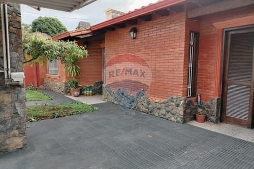 ¡Excelente Oportunidad en Valle Apu'a II, Lambaré! – 3