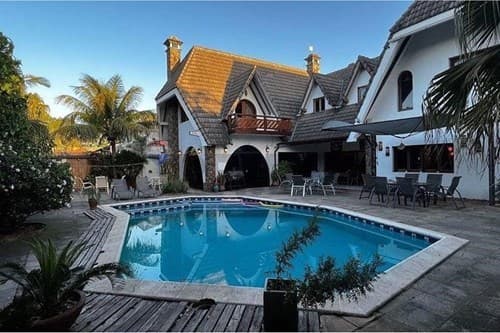 ALQUILO RESIDENCIA LUJOSA