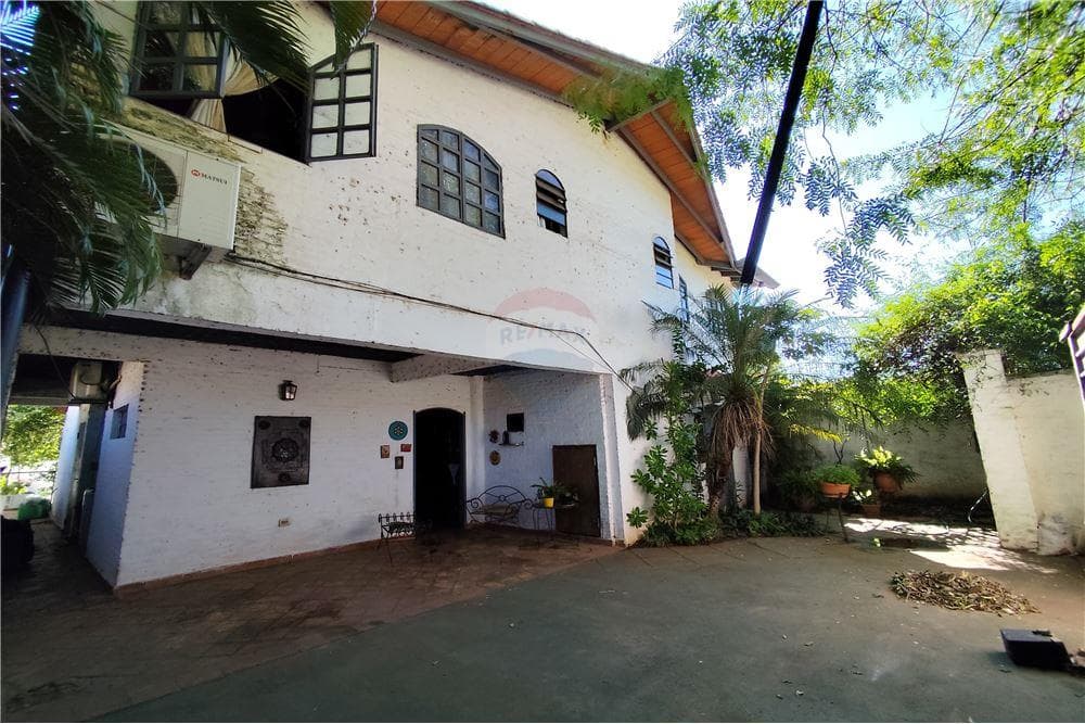 VENDO HERMOSA CASONA EN LAMBARÉ – 2