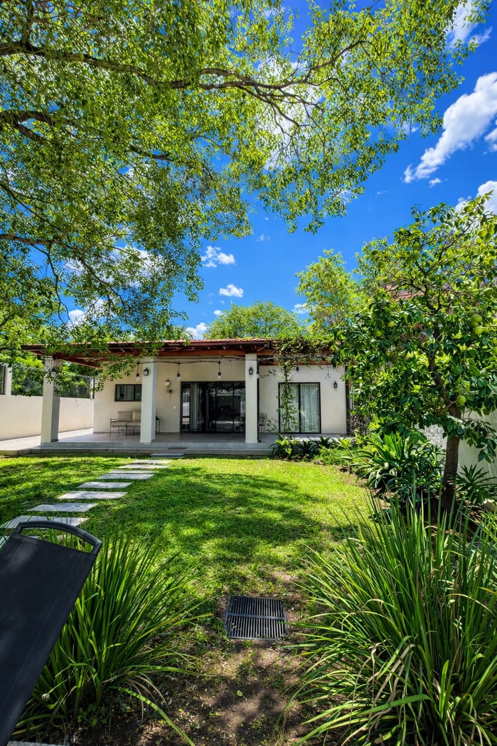 Amplia Residencia en Venta San Bernardino – 2