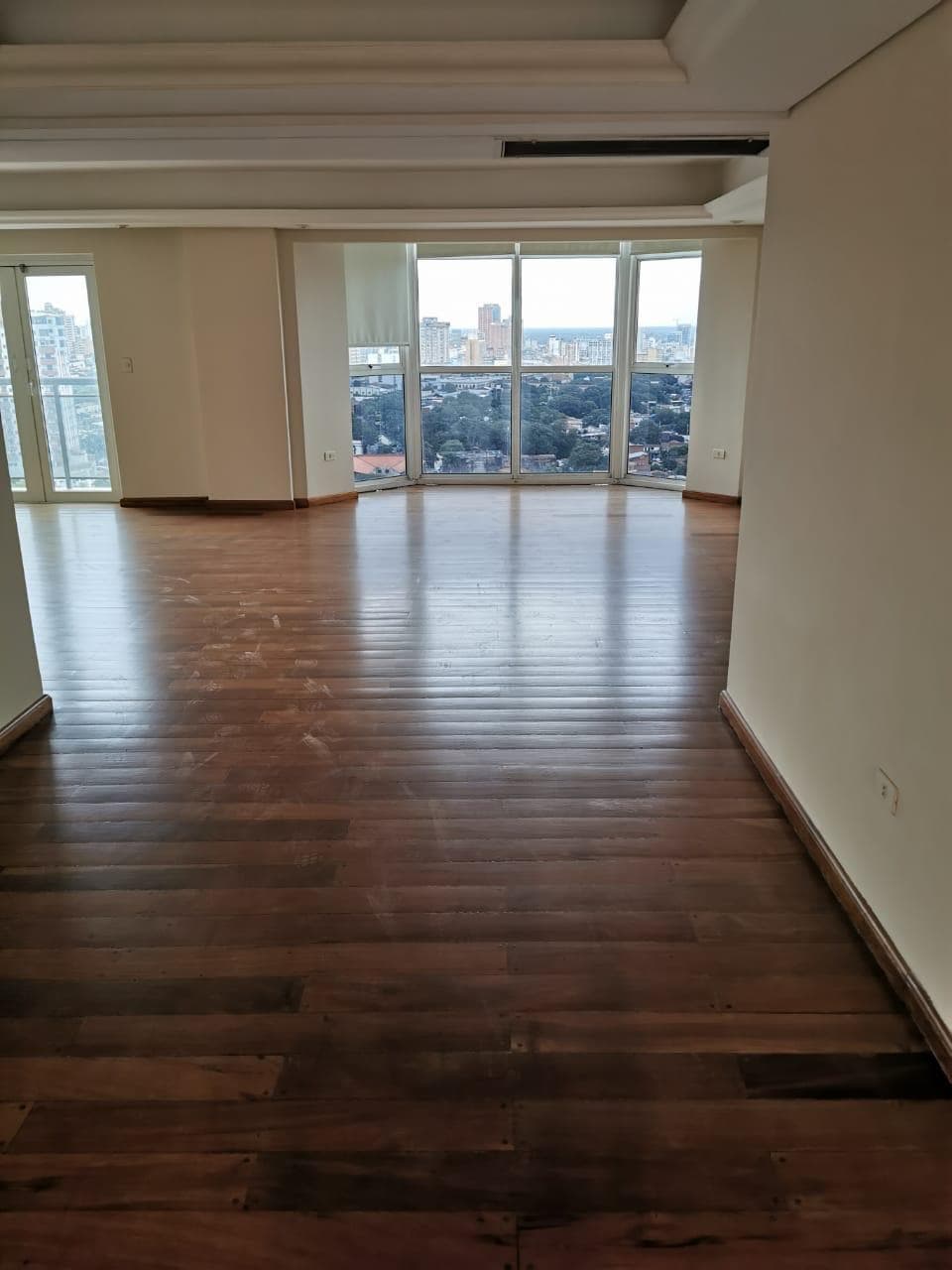 Vendo Amplio Departamento De 3 Dorm Con área De Servicio - Edificio Karimi – 3