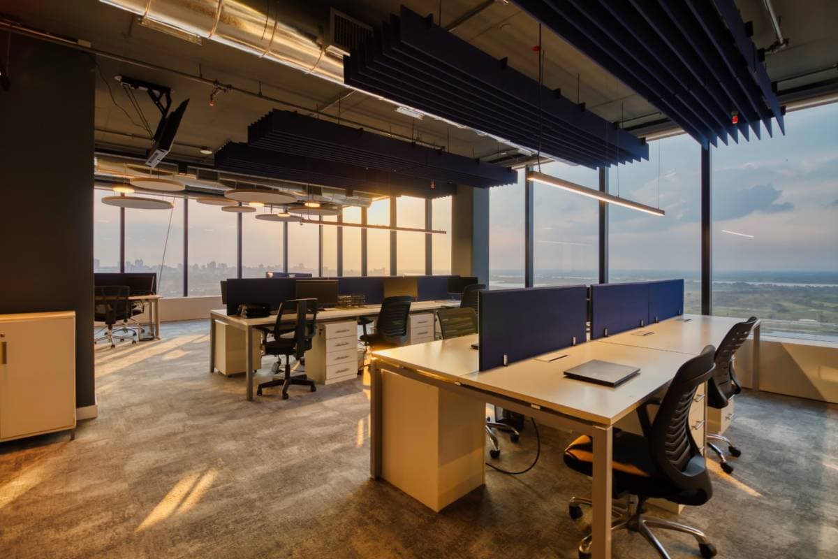 ALQUILO OFICINA CORPORATIVA EN GO TOWER BUSINESS CENTER – 2