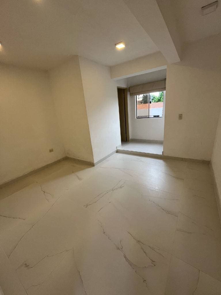 ALQUILO DUPLEX EN BARRIO HERRERA – 3