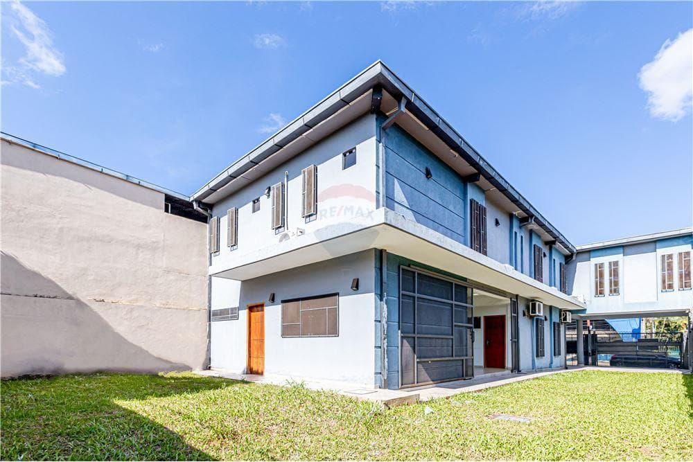 ALQUILO CASA PARA OFICINA EN SAN LORENZO