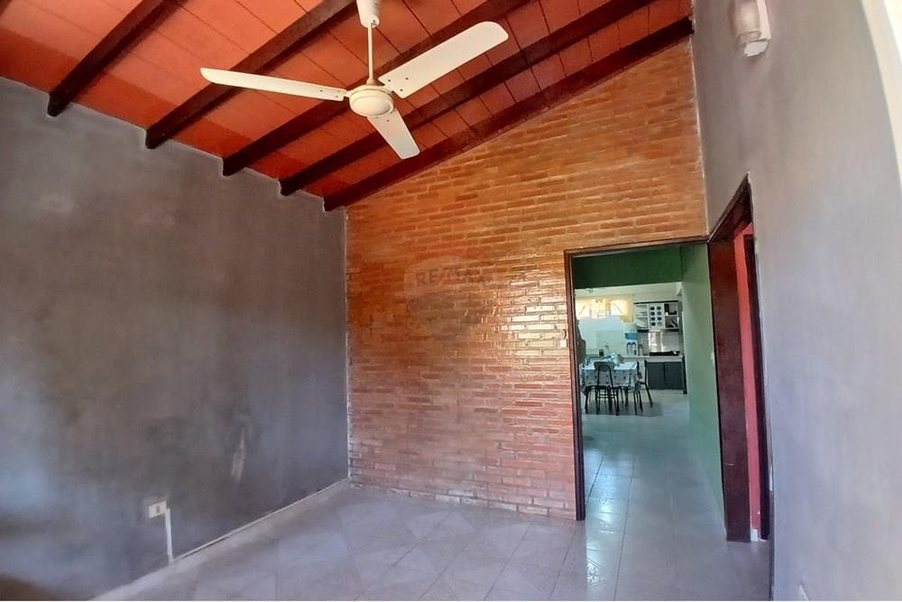VENDO CASA IDEAL PARA VIVIR Y EMPRENDER – 2