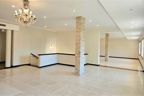 VENDO CASA LUJOSA EN LAMBARE – 3