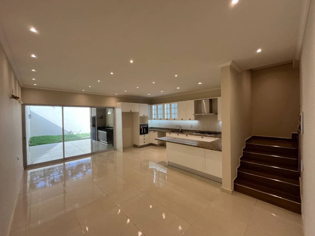 EN VENTA, DUPLEX ZONA PINEDO SHOPPING – 2