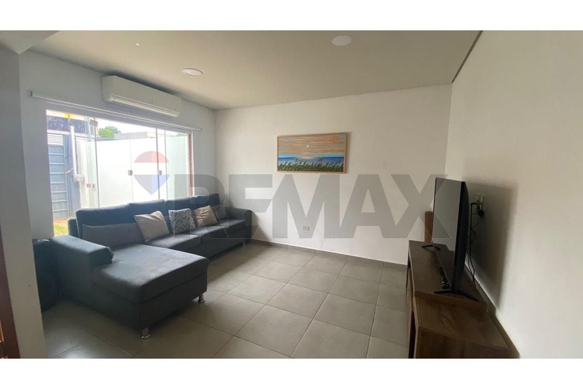 Chalet - Alquiler - Luque, Central, Paraguay – 3