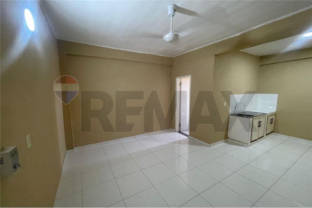 Departamento en Alquiler en Limpio – 2