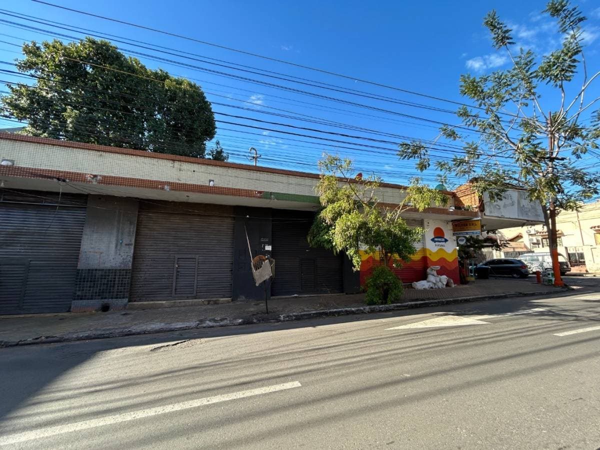 En venta propiedad con salones comerciales en Barrio Obrero Asunción – 2