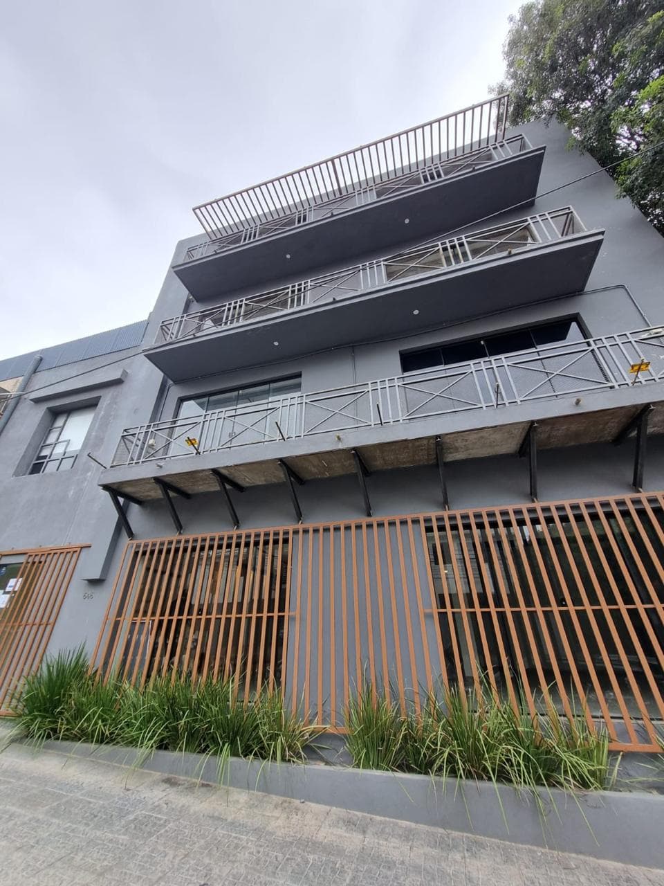 ALQUILER DE EDIFICIO ZONA CIUDAD NUEVA