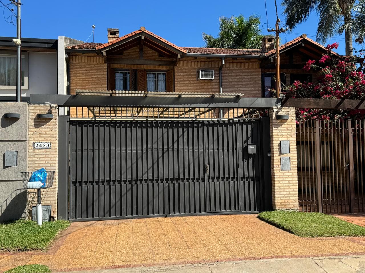 EN VENTA – DÚPLEX EN BARRIO MBURUCUYÁ - CLHO7917305
