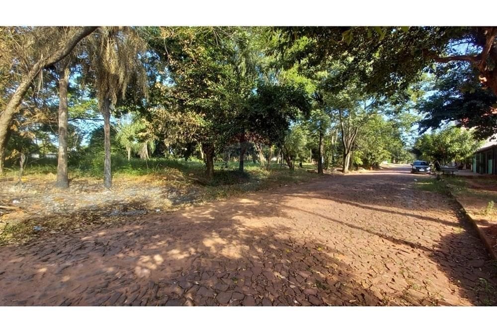 VENDO TERRENO ÑEMBY-COSTA SALINAS-1.118m2-17x64 – 2