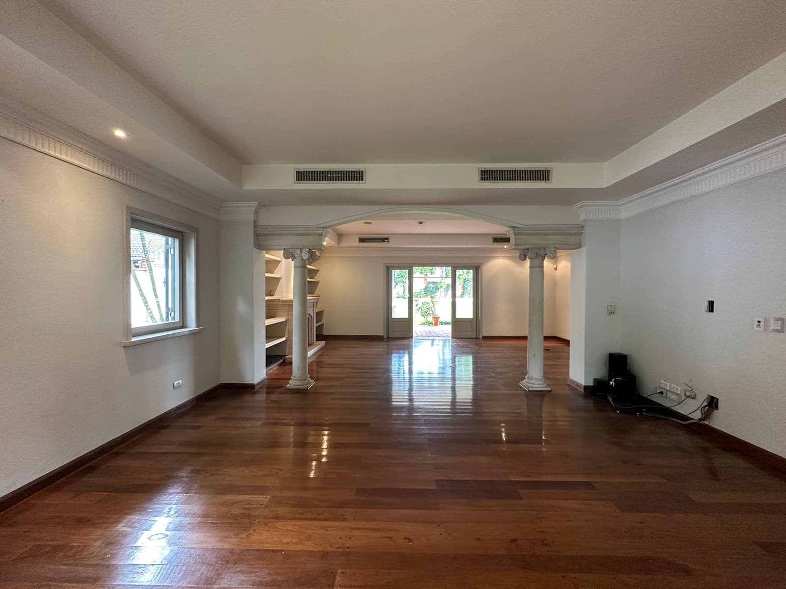 Alquiler Casona En Barrio Mcal. Estigarribia – 2